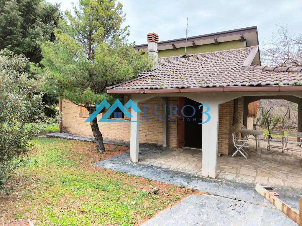 3764 DETACHED HOUSE SALE MONTEFORTINO19