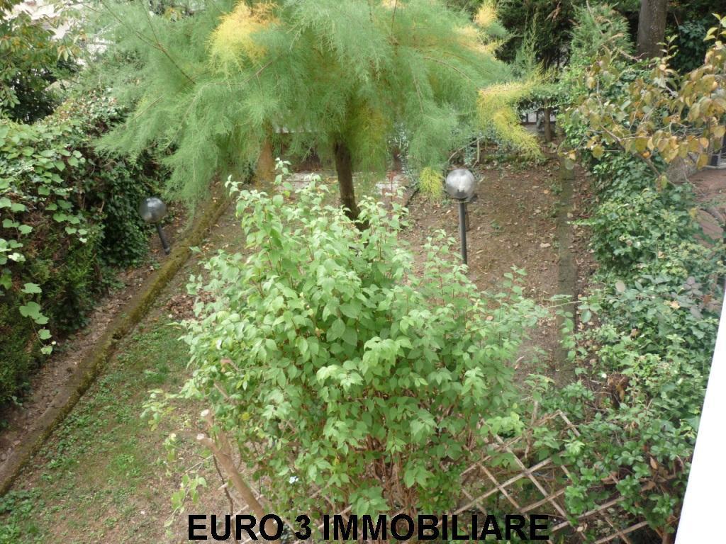 1012 VILLA SALE FOLIGNANO6