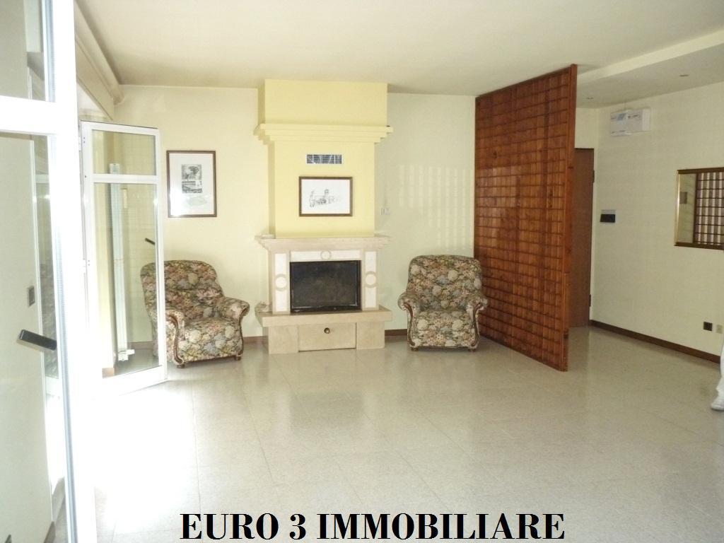 1353 APARTMENT SALE ROCCAFLUVIONE2
