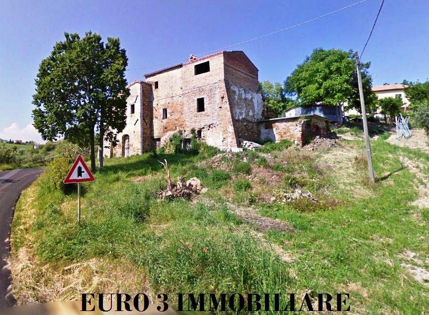1369 FARMHOUSE SALE MONTEDINOVE3
