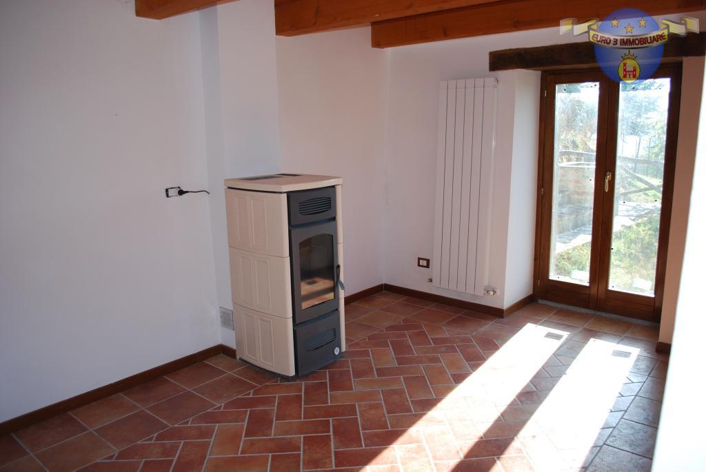 1401 DETACHED HOUSE RENT TO BUY ROCCAFLUVIONE3