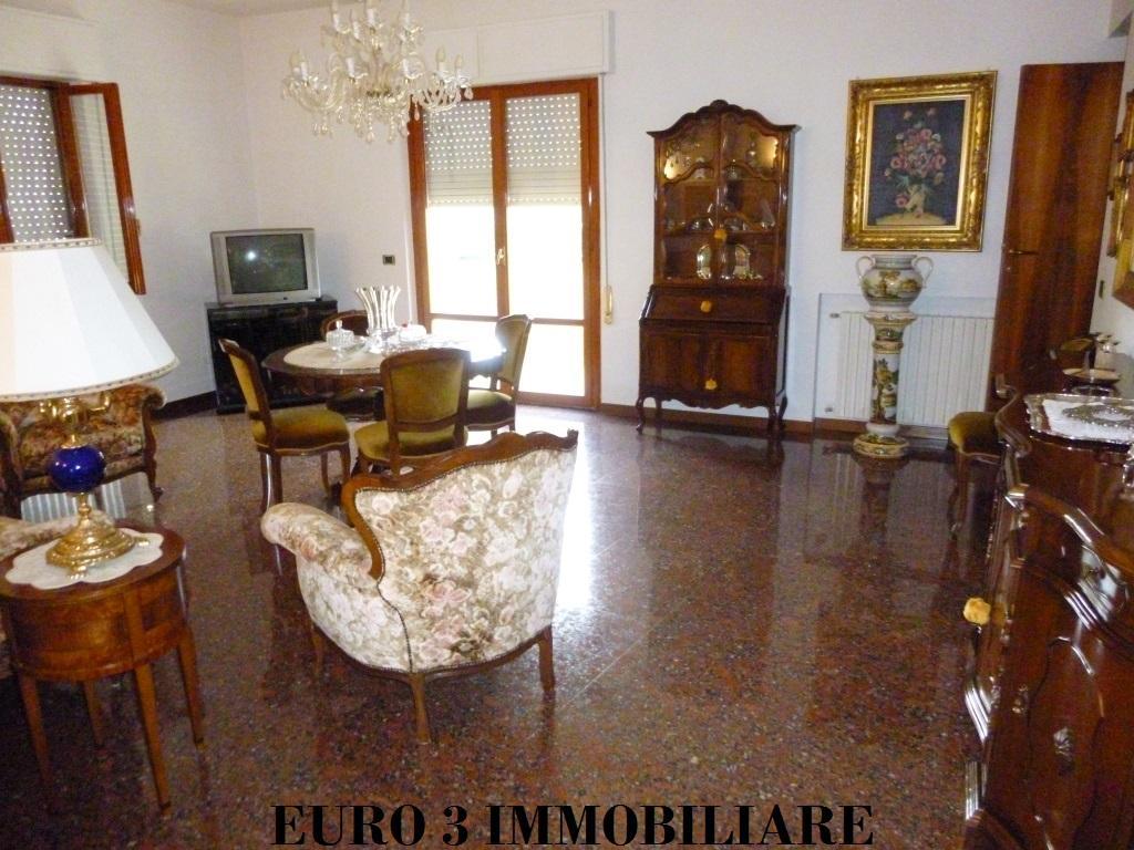 1844 VILLA SALE ASCOLI PICENO2