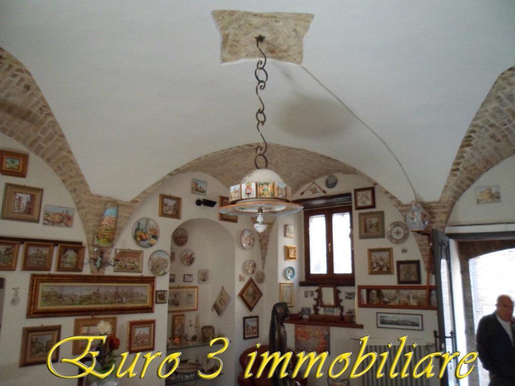 2058 COMMERCIAL PREMISES SALE RIPATRANSONE6