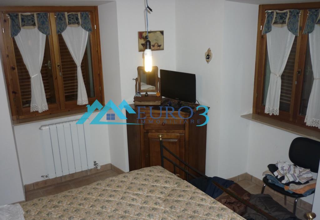 2093 CASA CIELO-TERRA VENDITA MONTEGALLO23