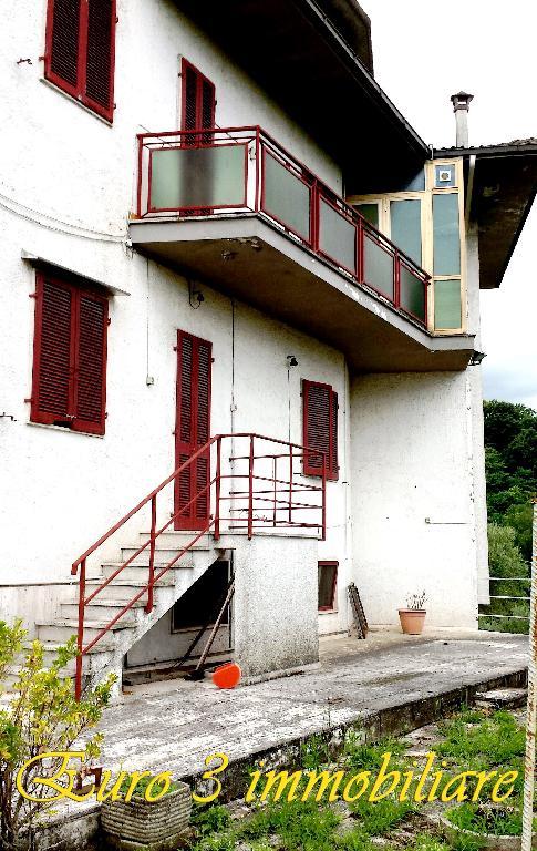 2100 - VILLA - VENDITA - € 250000 - FOLIGNANO CASE DI COCCIA