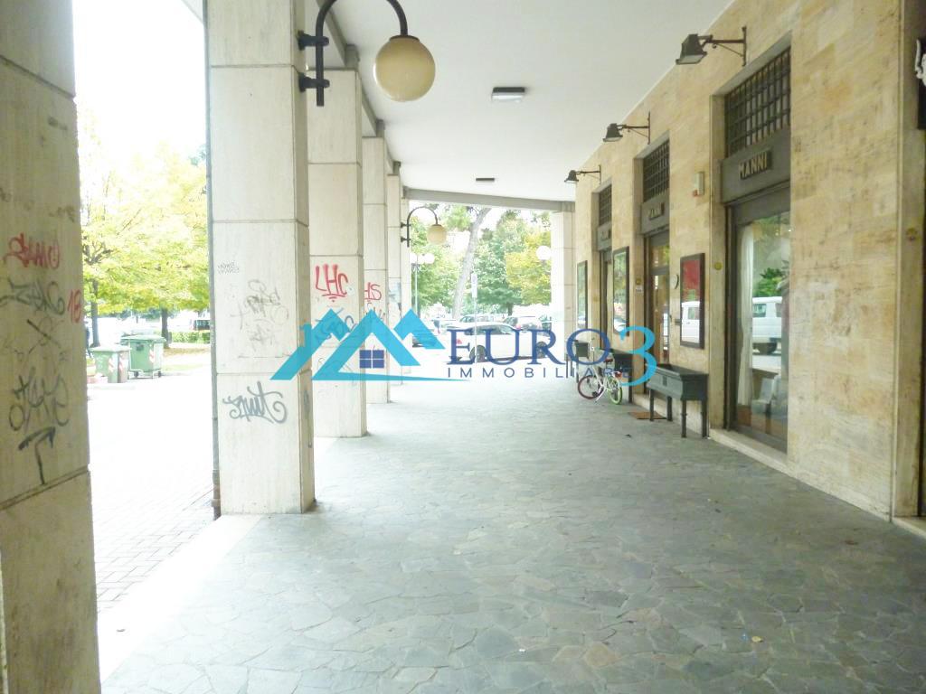 2299 COMMERCIAL PREMISES RENT ASCOLI PICENO2