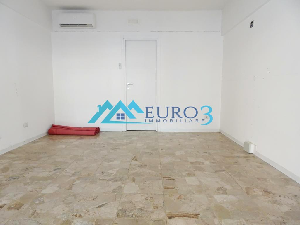 2299 COMMERCIAL PREMISES RENT ASCOLI PICENO3