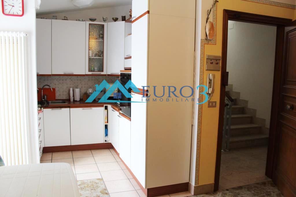 2481 APARTMENT SALE MARTINSICURO3