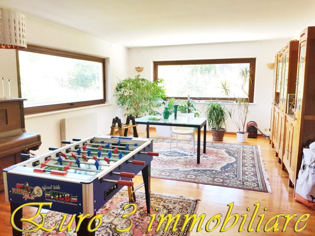 2657 VILLA SALE ASCOLI PICENO4