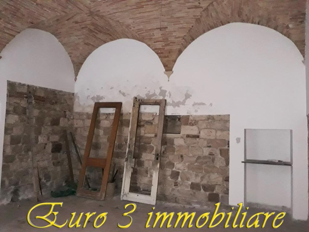 2825 COMMERCIAL PREMISES SALE ASCOLI PICENO5