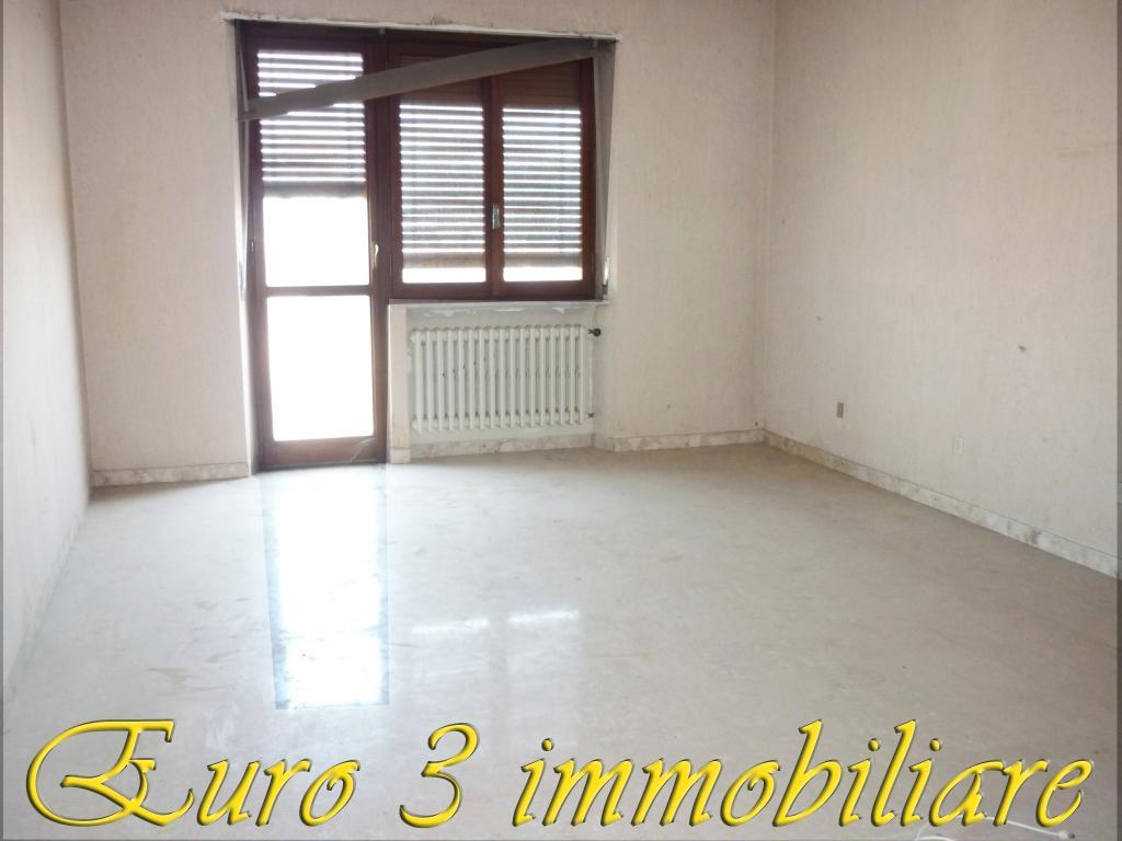 2860 - APARTMENT - SALE - € 219000 - ASCOLI PICENO CENTER