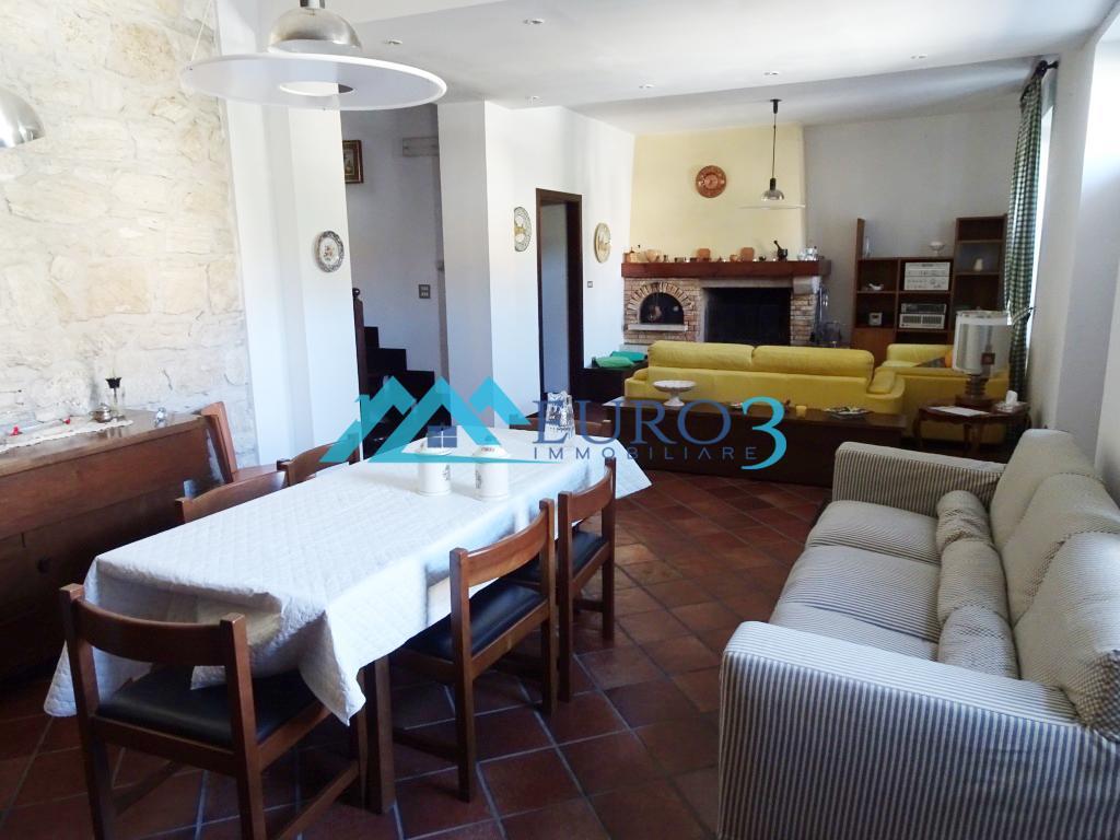 2908 - DETACHED HOUSE - SALE - € 130000 - ACQUASANTA TERME PAGGESE