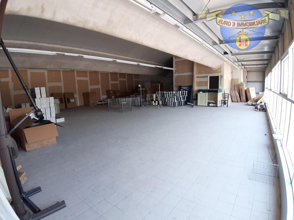 3129 COMMERCIAL PREMISES SALE ASCOLI PICENO2