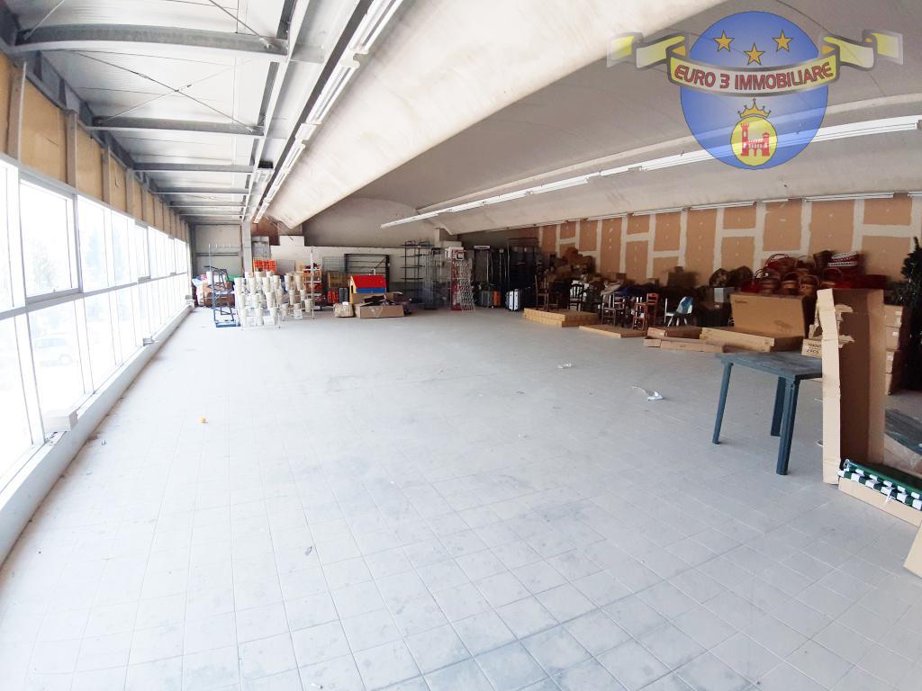 3129 COMMERCIAL PREMISES SALE ASCOLI PICENO3