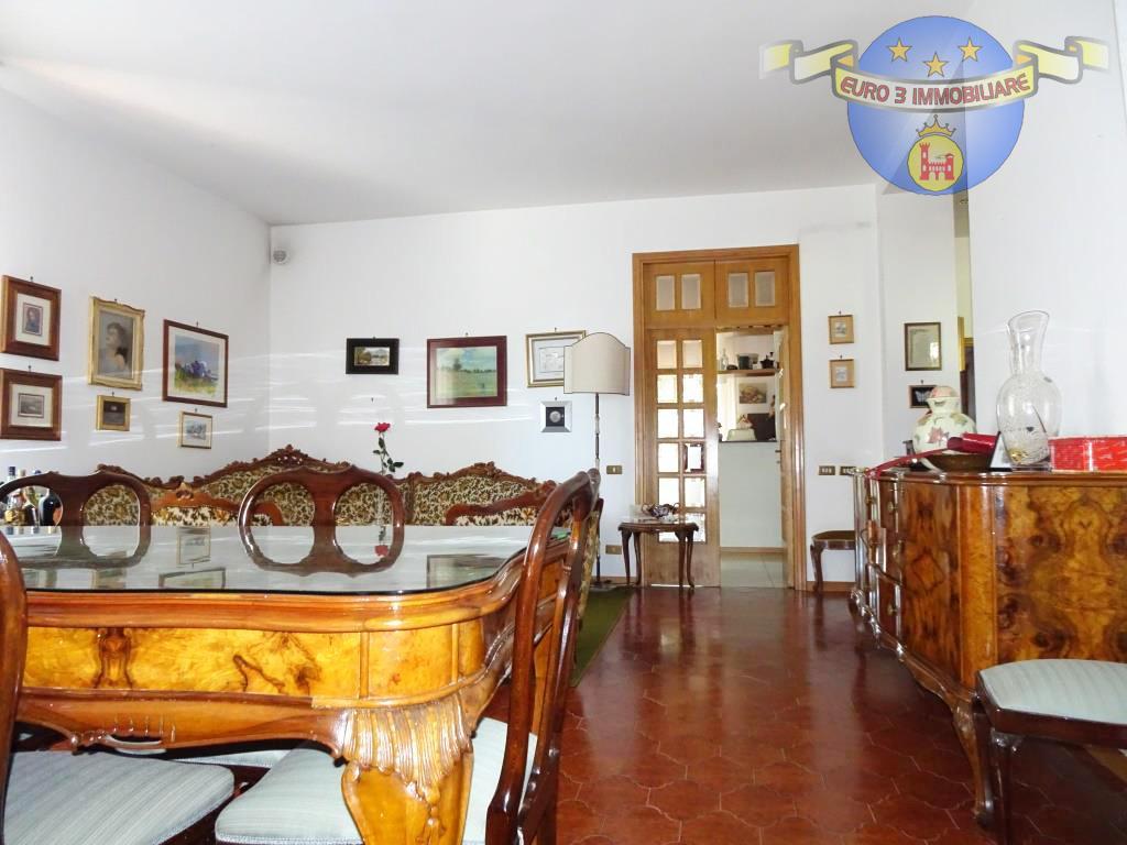 3251 VILLA VENDITA FORCE14
