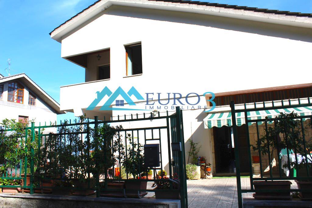 3279 - APPARTAMENTO - VENDITA - € 220000 - ASCOLI PICENO PIAGGE