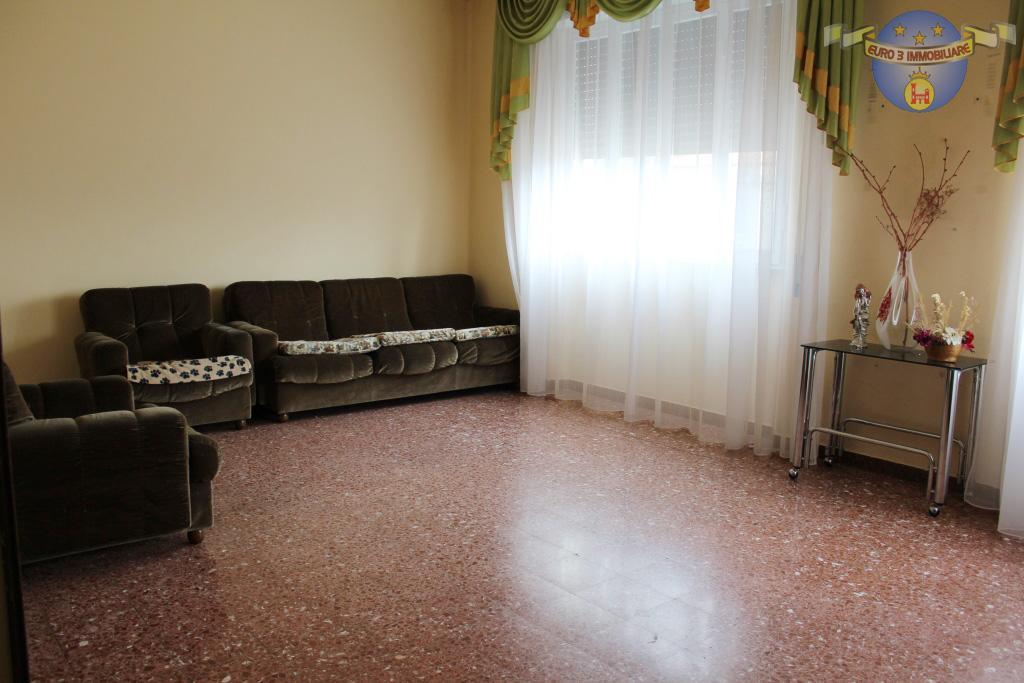 3289 - APPARTAMENTO - VENDITA - € 135000 - ASCOLI PICENO ZONA VIA CIOTTI