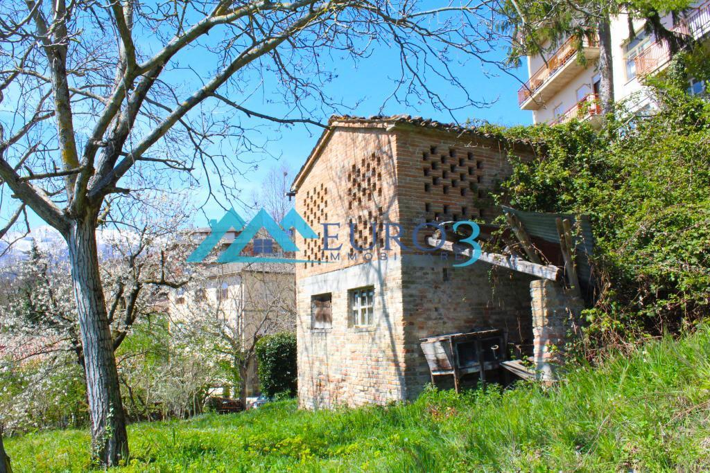 3355 DETACHED HOUSE SALE AMANDOLA5
