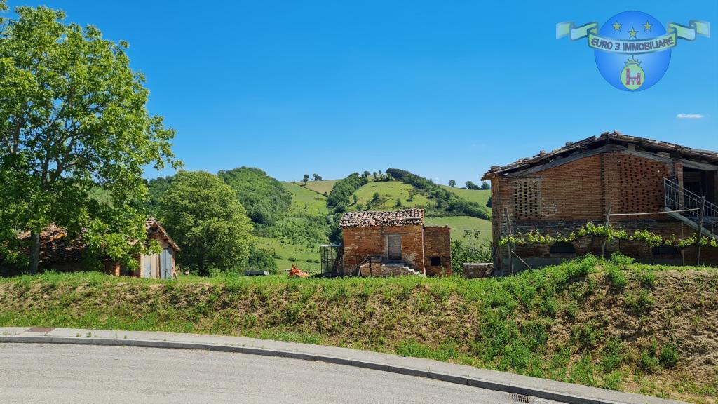3391 CASOLARE VENDITA AMANDOLA9