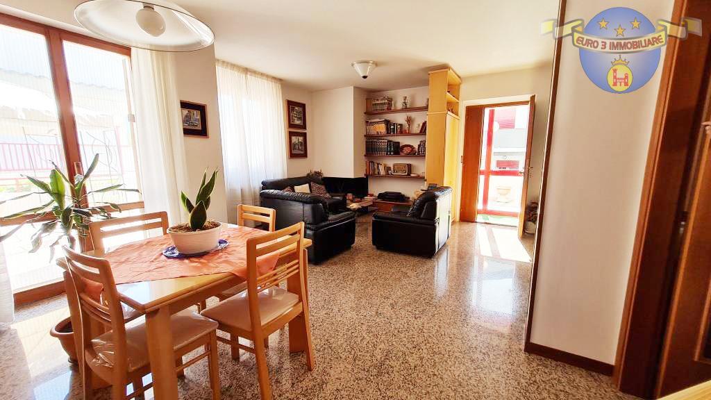 3410 VILLA VENDITA ASCOLI PICENO1