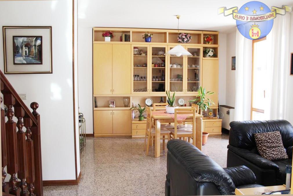 3410 VILLA VENDITA ASCOLI PICENO7