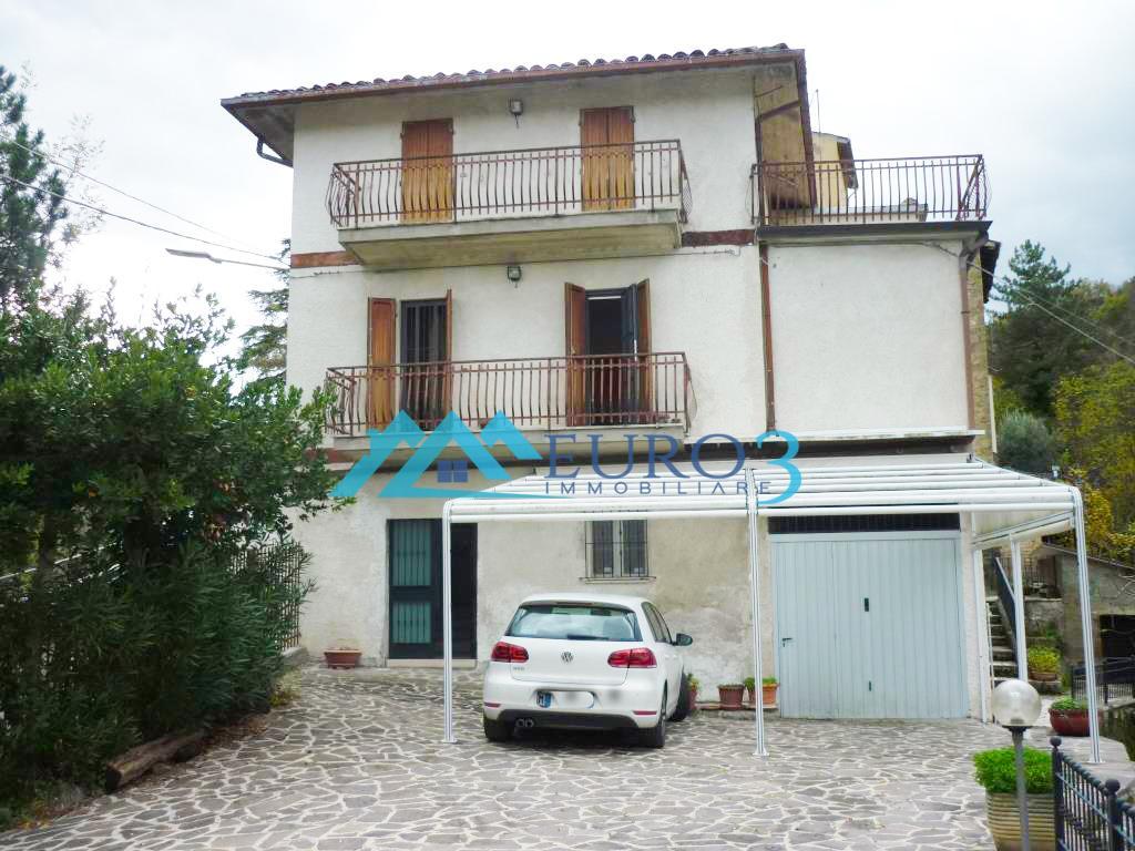 3490 - CASA SINGOLA - VENDITA - € 158000 - ASCOLI PICENO LISCIANO DI COLLOTO