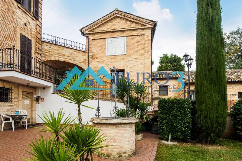 3525 DIMORA STORICA VENDITA RAPAGNANO3