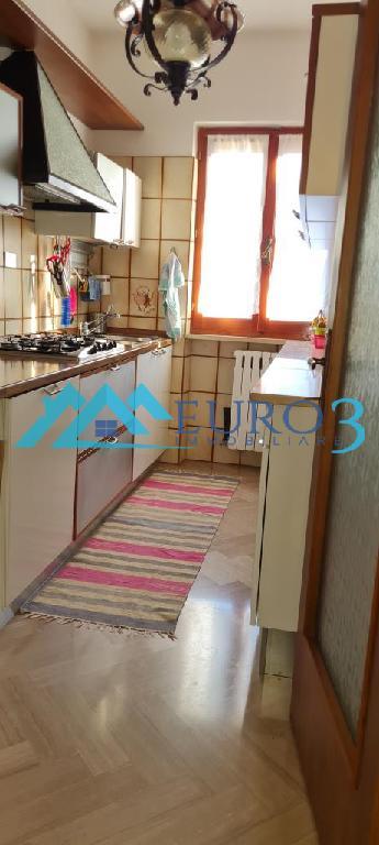 3526 VILLA A SCHIERA VENDITA FOLIGNANO15