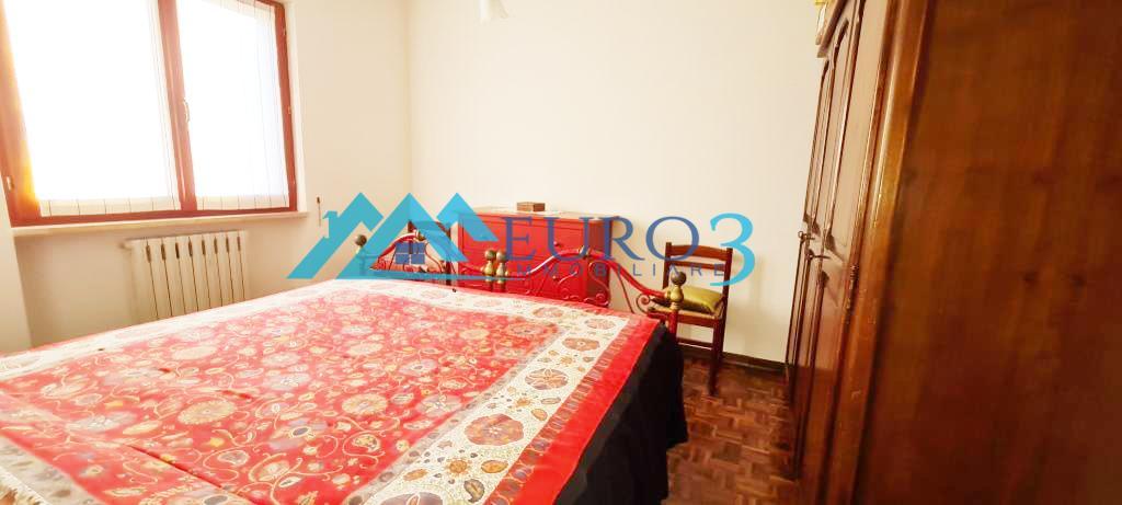 3526 VILLA A SCHIERA VENDITA FOLIGNANO16