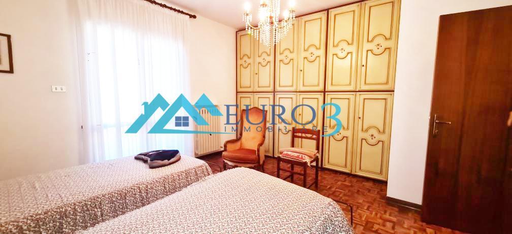3526 VILLA A SCHIERA VENDITA FOLIGNANO17