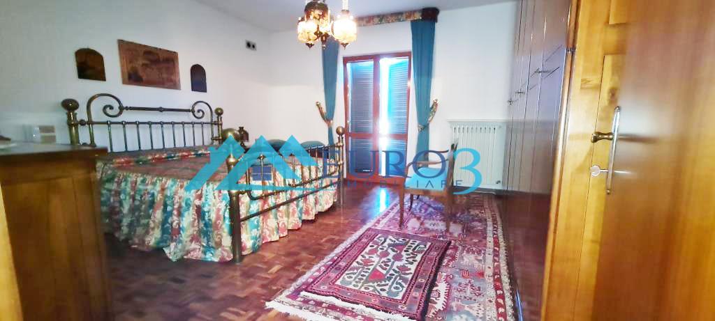 3526 VILLA A SCHIERA VENDITA FOLIGNANO18