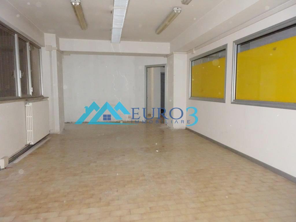 3529 WAREHOUSE RENT ASCOLI PICENO4