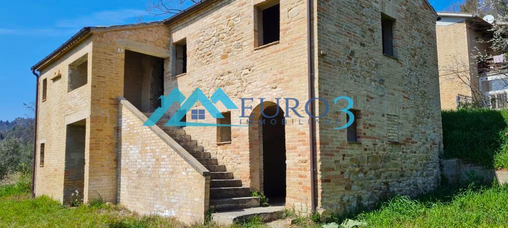 3537 - CASOLARE - VENDITA - € 100000 - MONTALTO DELLE MARCHE