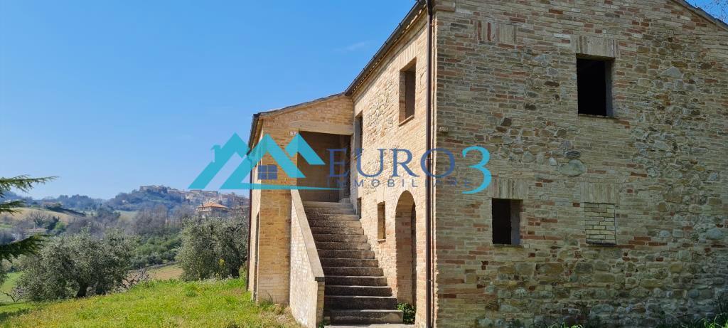 3537 FARMHOUSE SALE MONTALTO DELLE MARCHE2