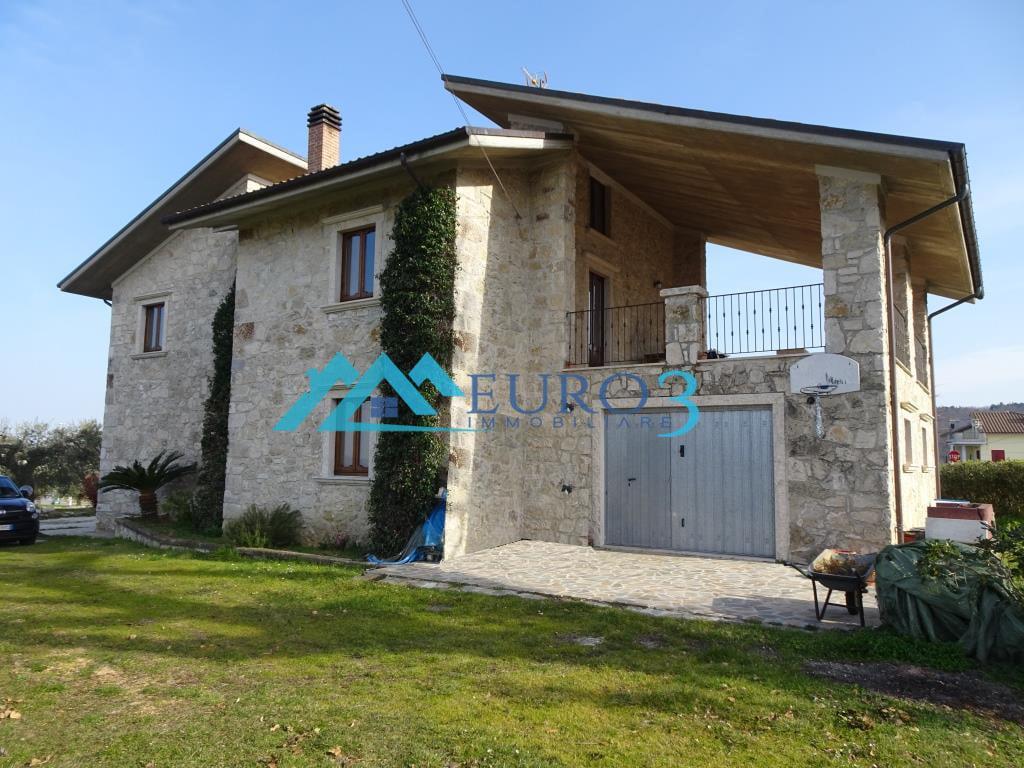 3540 FARMHOUSE SALE FOLIGNANO4