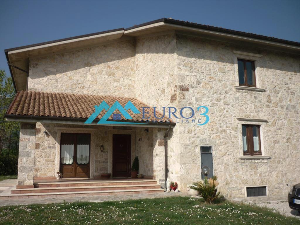 3540 FARMHOUSE SALE FOLIGNANO6