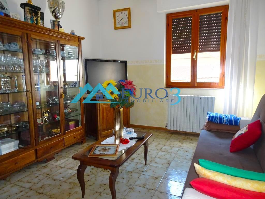 3552 DETACHED HOUSE SALE ROCCAFLUVIONE17