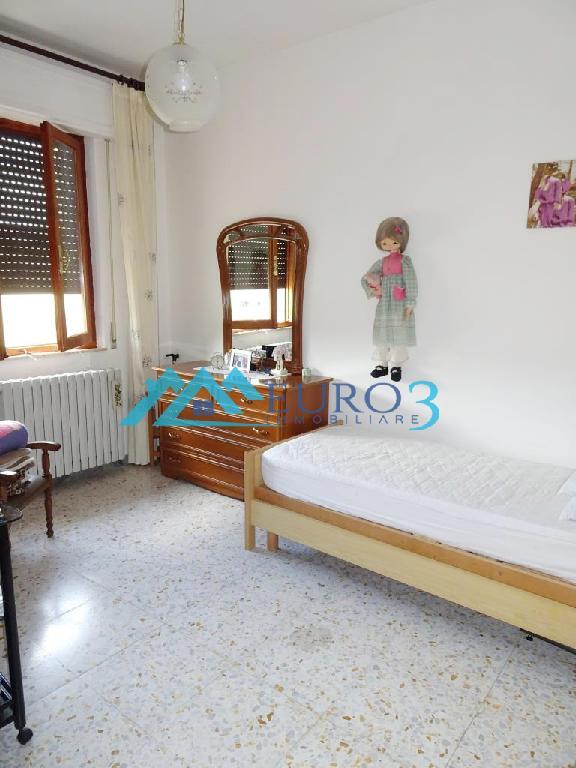 3552 DETACHED HOUSE SALE ROCCAFLUVIONE19