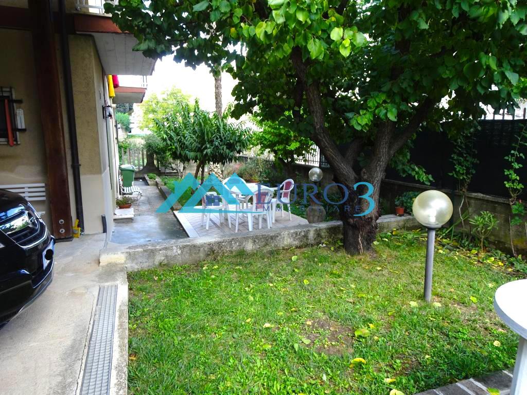 3552 DETACHED HOUSE SALE ROCCAFLUVIONE8