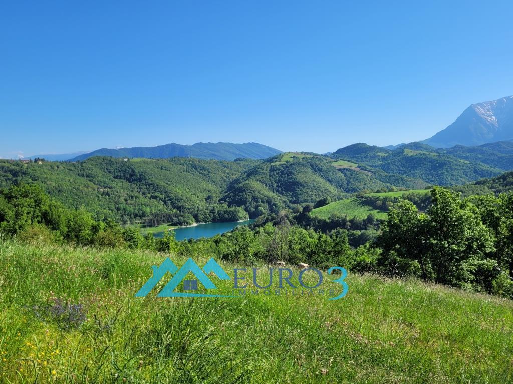 3567 FARMHOUSE SALE MONTEFORTINO5