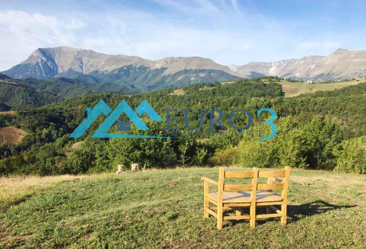 3567 FARMHOUSE SALE MONTEFORTINO7