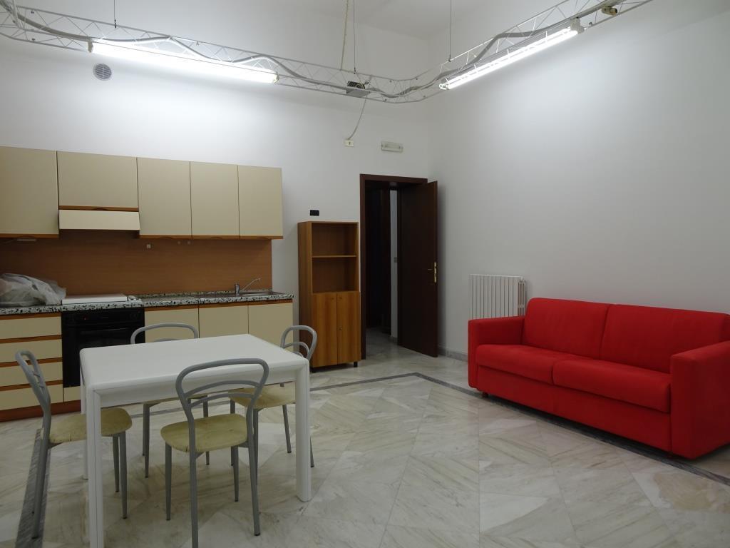 3586 MONOLOCALE AFFITTO ASCOLI PICENO5
