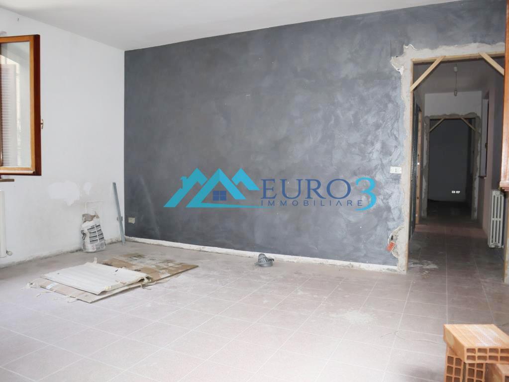 3592 - APARTMENT - SALE - € 295000 - SAN BENEDETTO DEL TRONTO CENTER