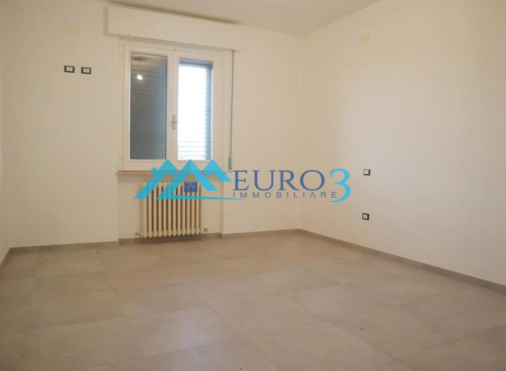 3625 VILLA VENDITA NERETO17