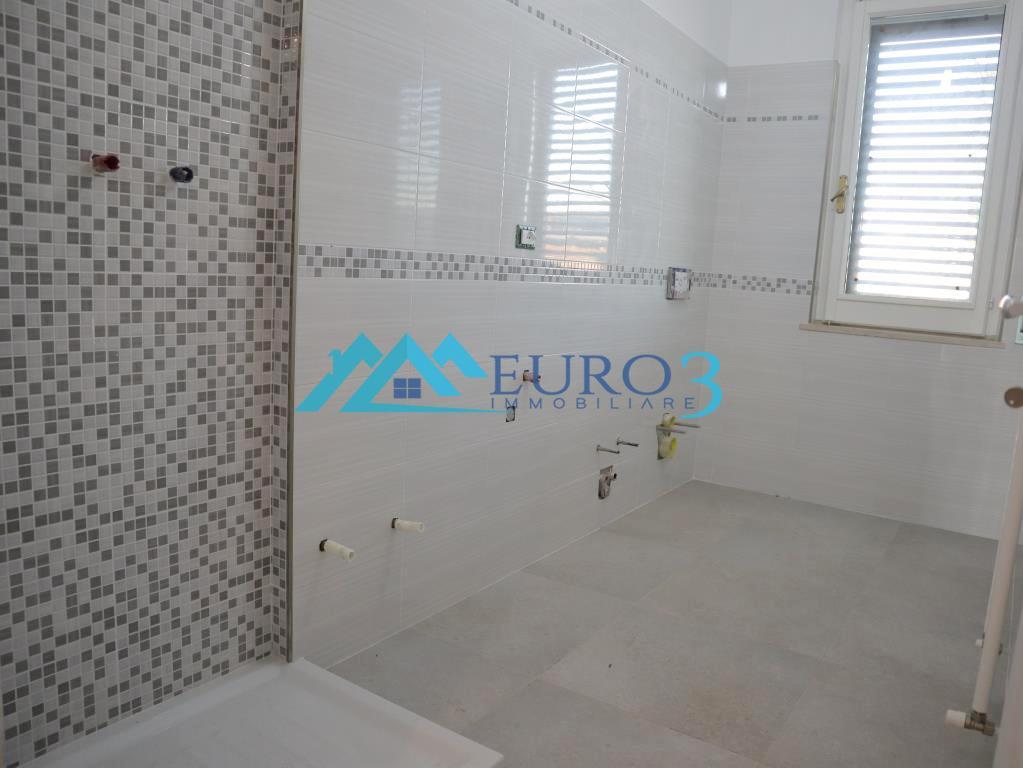 3625 VILLA VENDITA NERETO9