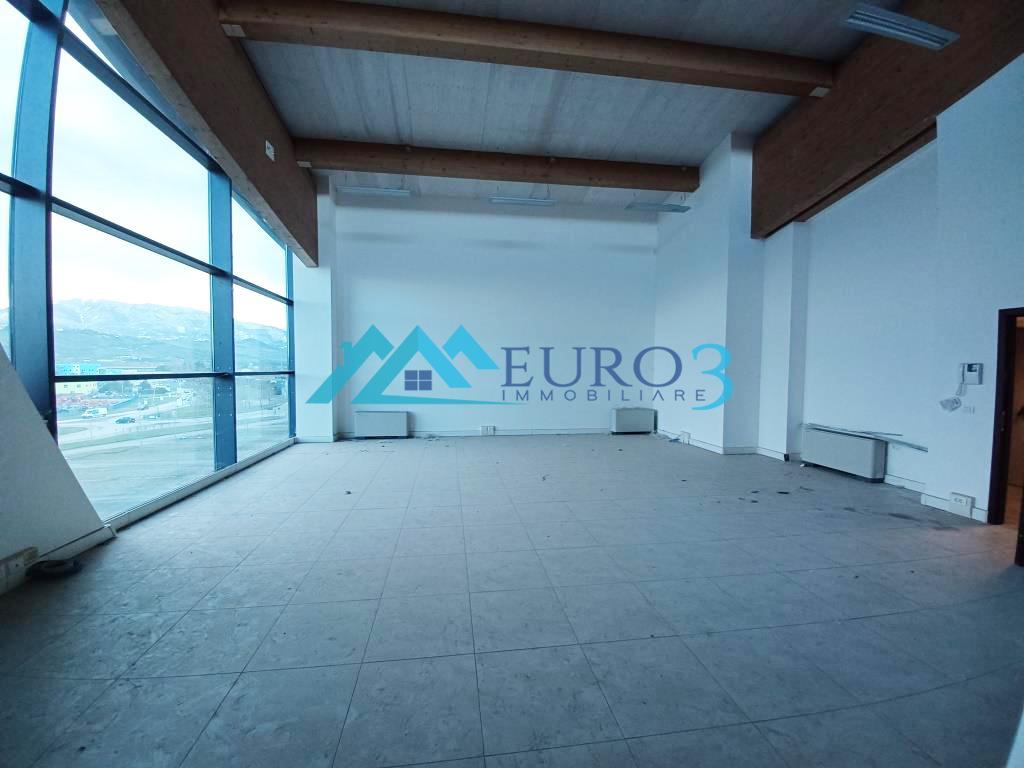 3643 OFFICE RENT CASTEL DI LAMA2