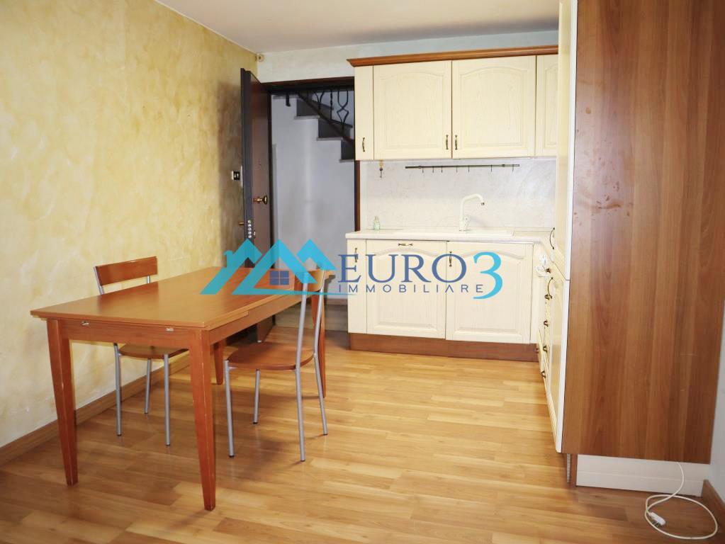 3650 - APPARTAMENTO - VENDITA - € 75000 - ASCOLI PICENO CENTRO