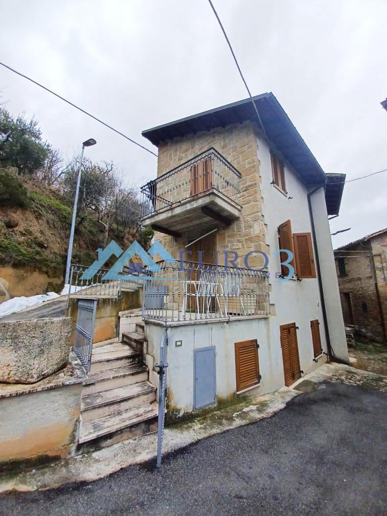 3662 DETACHED HOUSE SALE ASCOLI PICENO3