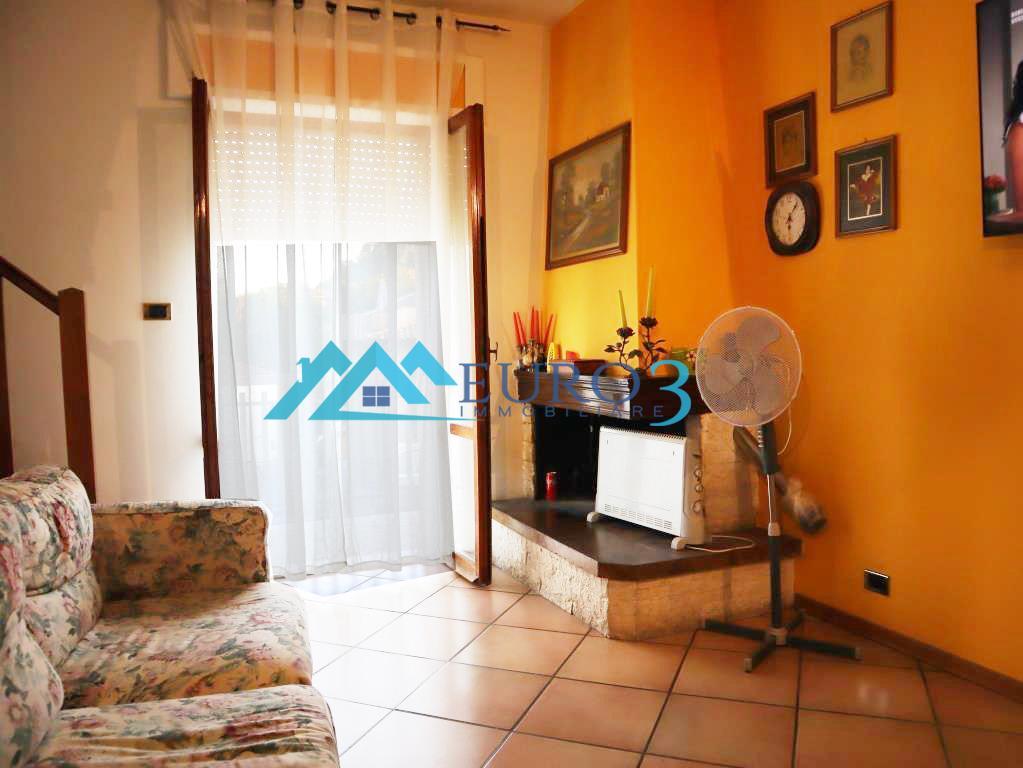 3663 APPARTAMENTO VENDITA ROCCAFLUVIONE2