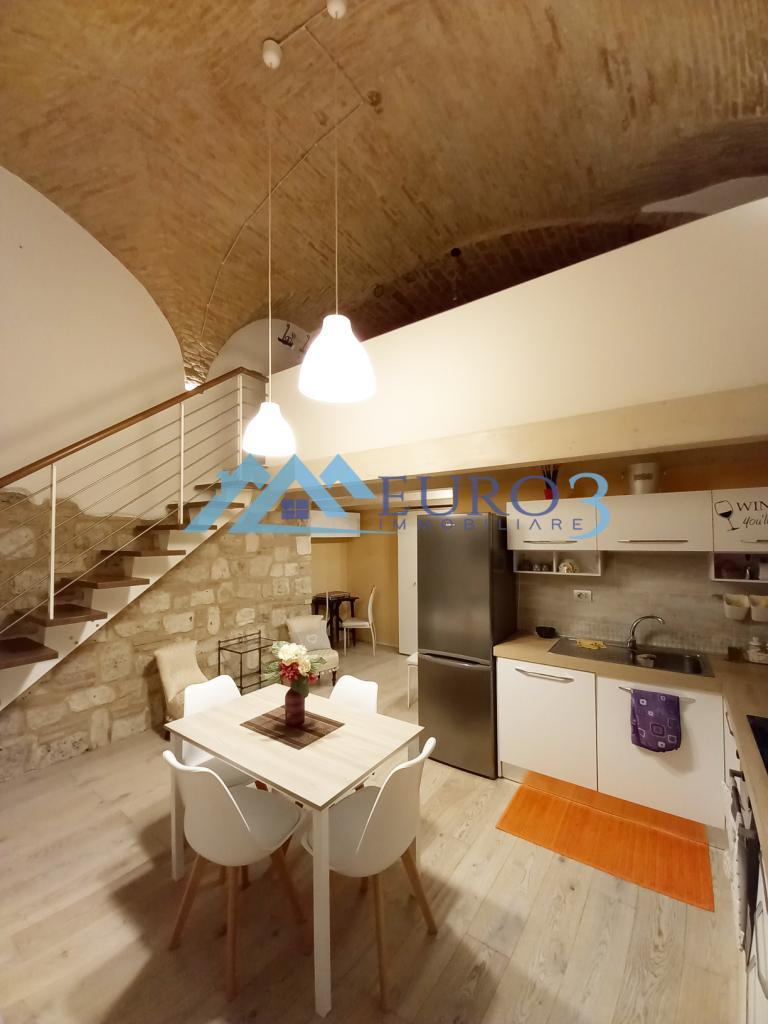 3697 - APPARTAMENTO - VENDITA - € 115000 - ASCOLI PICENO CENTRO
